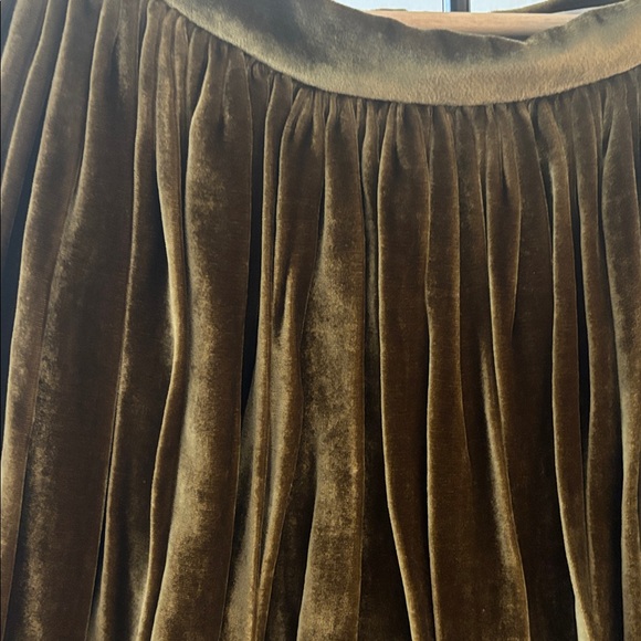 Rebecca Taylor Gold Velvet Mini Skirt Bubble Hem Size 4 NWT Luxe Holiday Party - Picture 3 of 3